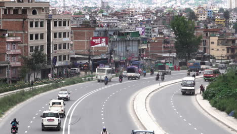Katmandú,-Nepal---1-De-Octubre-De-2019:-Tráfico-En-Las-Carreteras-De-Katmandú,-Nepal-Y-La-Contaminación-En-La-Ciudad