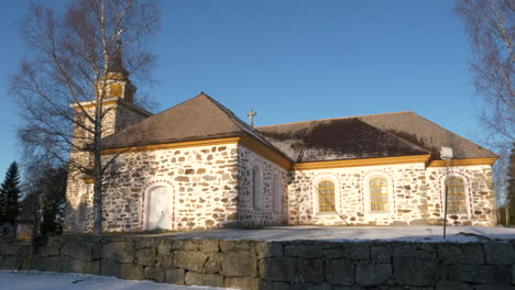 Munsala-stone-church,-Ostrobothnia,-Finland