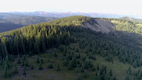 Truly-beautiful-mountain-top-vistas-in-this-flight-over-Colorado-Rocky-Mountains-near-Aspen