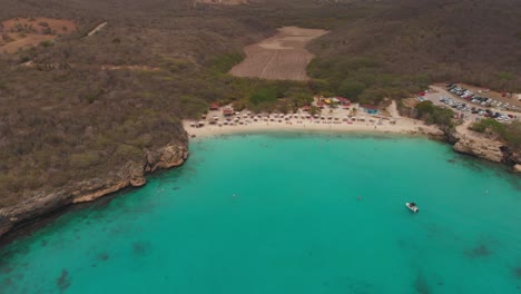 Grote-Knip-Es-Una-Playa-Ubicada-En-El-Lado-Occidental-De-La-Isla-De-Curacao