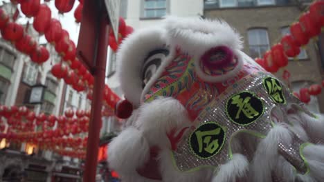 Chinesischer-Drachenkopf-In-Chine-Town,-London,-England-Während-Der-Neujahrsparade