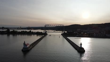 Canal-Park-in-Duluth-MN,-Lake-Superior-during-sunset