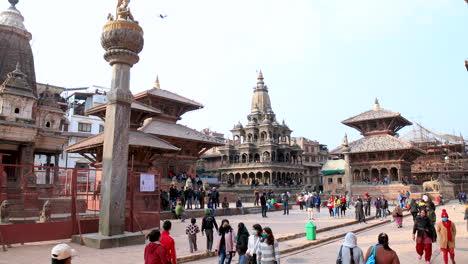 Templos-Antiguos-En-La-Plaza-Durbar-En-Patan,-La-Ciudad-De-Lalitpur,-Katmandú,-Nepal