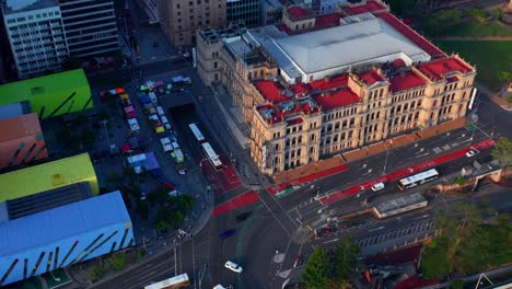 Hotels-And-Apartments-In-Brisbane-CBD-With-Queen's-Wharf-Construction-Site-Revealed