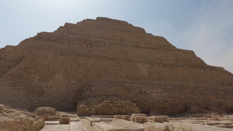 Handheld-view-in-front-of-the-Saqqara-Necropolis,-in-sunny-Cairo,-Egypt,-Africa