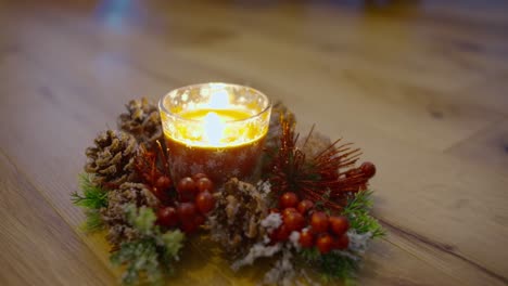 Parallax-shot-of-a-Christmas-candle