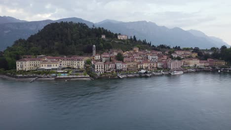 Pintoresco-Bellagio-En-Popular-Destino-Turístico,-Lago-De-Como,-Italia