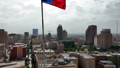 Aerial-reveal-of-State-flag-of-Texas