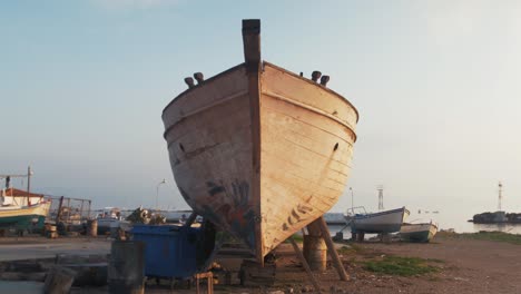 Wide-shot-bow-of-traditional-carvel-built-sailing-boat-Sapele-timber-planking