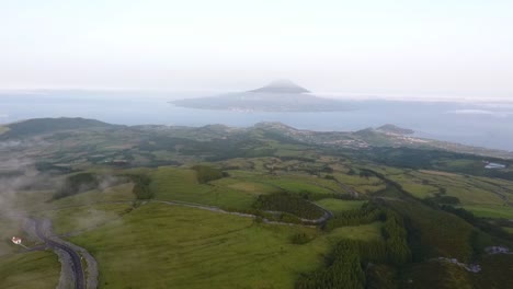 La-Caldera-En-La-Isla-Faial