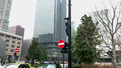The-old-building-of-Tokyo-station,-Marunouchi-north-and-south-entrance-exit