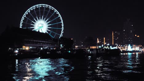 Funfair-from-the-River-Chao-Phraya-in-the-Fun-District-Asiatique-in-Bangkok,-Thailand