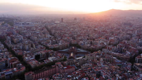 Barcelona-Aerial-view-Mercat-de-Sant-Antoni,-Spain