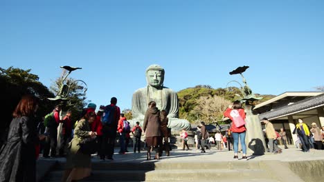 Bronze-buddha-statue-at-kamakura,-Tokyo,-Japan