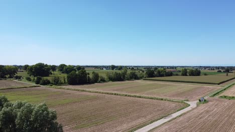 Drone-flies-over-fields-of-the-Po-Valley