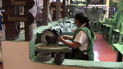 Jadefabrik,-Antigua,-Guatemala,-Mittelamerika