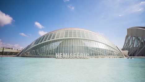 Hemisferic,-Stadt-Der-Künste-Und-Wissenschaften,-Valencia-Zeitraffer-4k