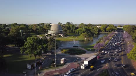Aerial-revealing-Galileo-Galilei-Planetarium-in-beautiful-Bosques-de-Palermo,-Buenos-Aires