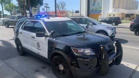 Unidad-De-Policía-Lapd-Los-Angeles-En-Escena