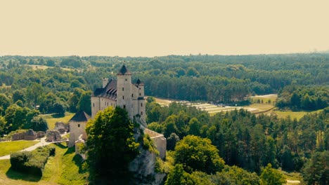 Morning-aerial-view-on-the-medieval-royal-castle-Bobolice