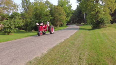 Antique-Engine-and-Tractor-Association's-tractors-returning-from-Working-Farm-Show