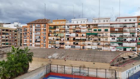Toller-Fußball-Fußball-Traum-Straßenfeld-Valencia-Spanien-Luftaufnahme
