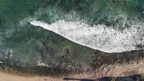 Drone-footage-of-the-Point-Dume-park