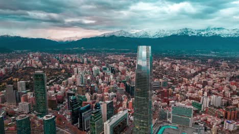 Hyperlapse-of-the-financial-center-of-Santiago,-Chile