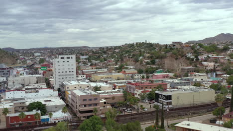 US-Mexico-border-crossing-Nogales-Morley-Gate,-drone-ascending