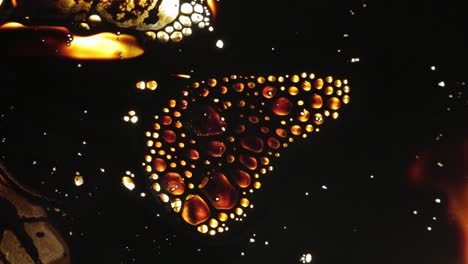 Vista-Macro-De-Burbujas-En-Ferrofluido