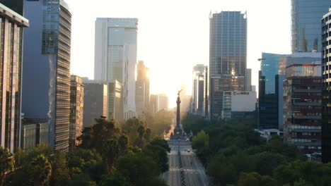 Luftaufnahmen,-Paseo-De-La-Reforma-Straße-Von-Mexiko-Stadt