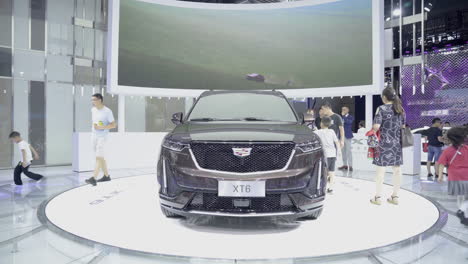 2020-Cadillac-Xt6-Marrón-En-El-Salón-Del-Automóvil-Internacional-2019-En-Shenzhen,-China