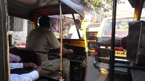 Indian-Auto-Rikshaws-On-Busy-Road