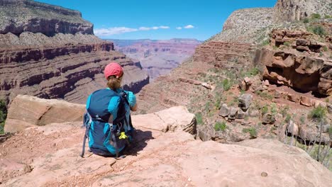 Admiring-the-view-in-Grand-Canyon-National-park