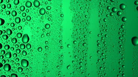 Texturierte-Wassertropfen-Auf-Dem-Grünen-Glas---Hintergrund