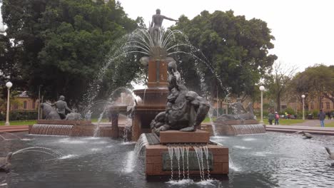Fuente-Conmemorativa-Archibald-En-Hyde-Park-En-El-Centro-De-Sydney,-Australia