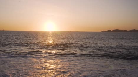 Idyllic-Sunset-Sunlight-Above-Pacific-Ocean,-San-Francisco-Bay,-California-USA