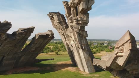 Aerial-shot-of-Ninth-fortress-monument,-tribute-to-the-victims-of-exterminion-camp
