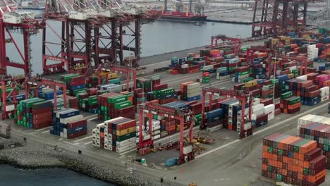 Gantry-Cranes-With-Stack-Of-Intermodals-At-Muelle-Sur-del-Callao-Container-Terminal-In-Lima,-Peru