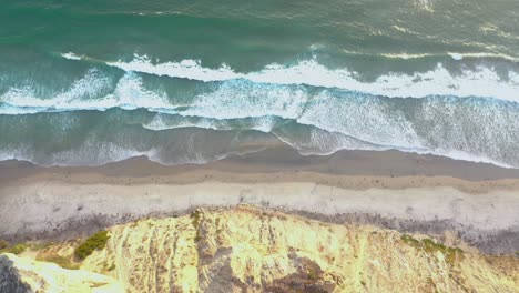 Drone-Aerial-video-of-La-Jolla-Glideport-Beach-at-Sunset