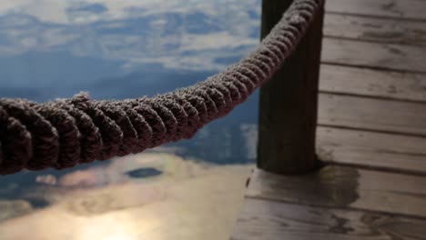 rope-at-the-end-of-a-dock