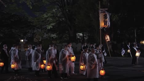 Desfile-Del-Santuario-Taga-En-Hachiman-Matsuri