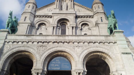 the-front-entrance-of-the-Sacre-Coeur-of-Paris