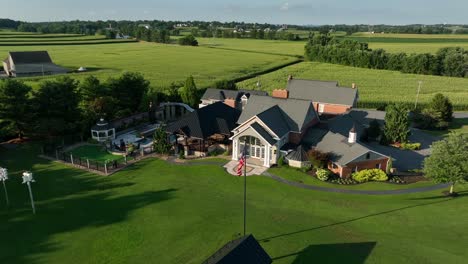Huge-modern-house-in-rural-American-farm-scene