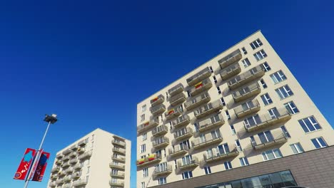 Lithuanian-national-flags-on-residential-buildings-on-a-sunny-day