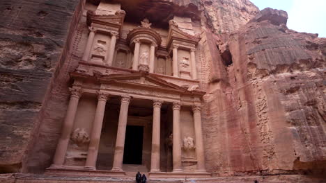 Panoramic-Shot-of-The-Treasury-Facade-Carved-Out-of-a-Sandstone-In-Ancient-City-of-Petra
