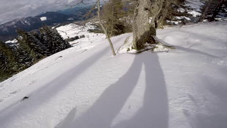 Skifahren-Und-Snowboarden-In-Den-Schweizer-Alpen-In-Ellmau,-österreich-Im-Skiwelt-Resort
