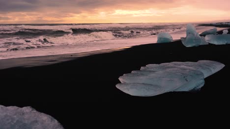 Diamond-beach-in-South-Iceland-shot-with-different-angles-and-cinematic-movements-in-4k