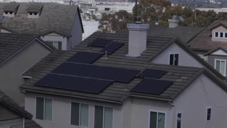 Casa-Del-Sur-De-California-Con-Paneles-Solares