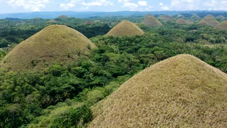 Aerial-parallax-reveal-of-chocolate-hills